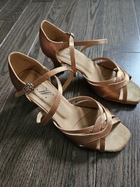 Women's Salsa Latin Dance Shoe
